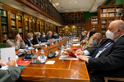 Representantes de las 23 academias de la lengua se reunieron hoy en Madrid
