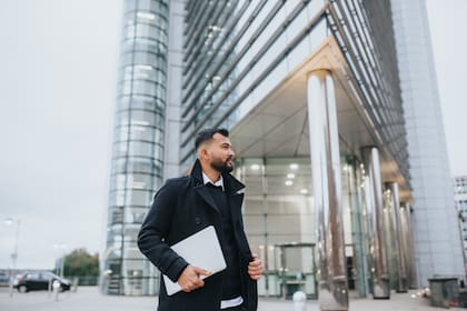 Requisito clave: El solicitante debe tener al menos un 10% de participación en la start-up al momento de aplicar