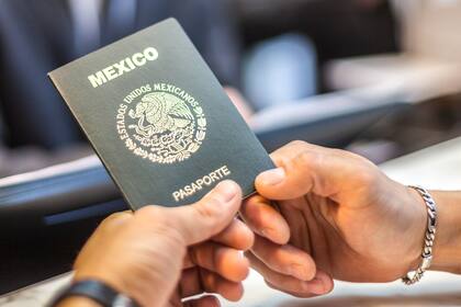 Requisitos y costos para obtener el pasaporte de México en 2026 (Archivo)