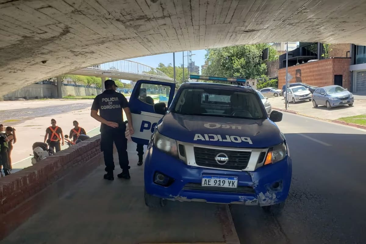 Rescataron a una mujer que cayó a un río en Córdoba.