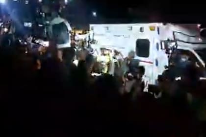Una ambulancia se lleva el cuerpo de Rayan