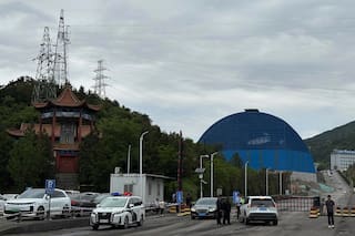 Rescatistas tratan de encontrar sobrevivientes tras la explosión en mina china que mató a 82