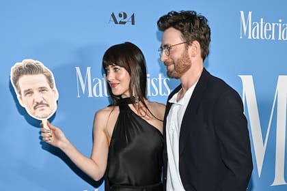 Reseña: La comedia romántica "Materialists" de Celine Song lo intenta ser honesta sobre el dinero