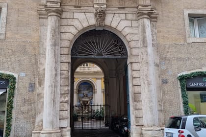 Residencia para curas de la Vía Della Scrofa