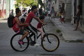 Crisis energética y cerco de EE.UU. trastocan la vida cotidiana de los cubanos