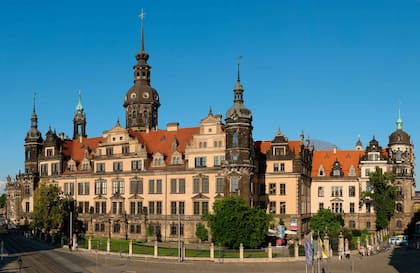 Residenzschloss, el Palacio real de la ciudad.