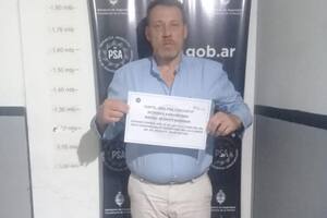 Resnick fue detenido el mes pasado porque supuestamente participó de una banda dedicada a extorsionar contribuyentes