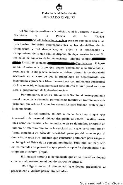 Resolución por denuncia de violencia familiar
