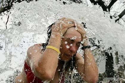 Respecto al agua, en aquellos lugares con escasez del recurso, las cuentas han comenzado a subir