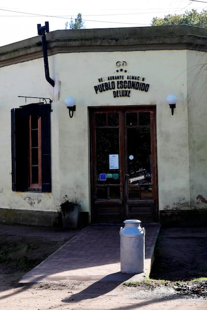 Restaurante de picadas y almacén, Pueblo Escondido Deluxe