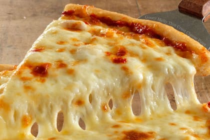 Este martes lanzan la Noche de la Pizza y la Empanada