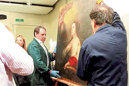 Restitución. El lienzo de Murillo estaba en poder de cinco sujetos que lo llevaban a Punta del Este para venderlo; ya fue entregado al Museo de Arte Decorativo de Rosario, su dueño