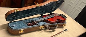 Restituyeron a una familia francesa un violín robado por los nazis en 1940