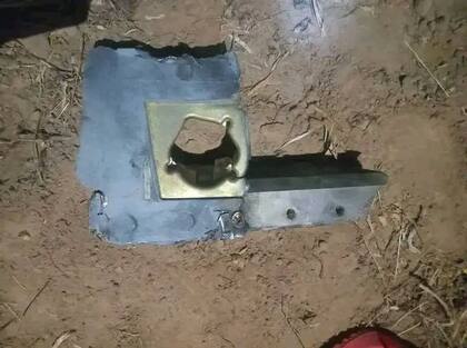 Restos de materiales explosivos en la aldea de Jabo, en el estado de Sokoto, Nigeria. Fuente: X