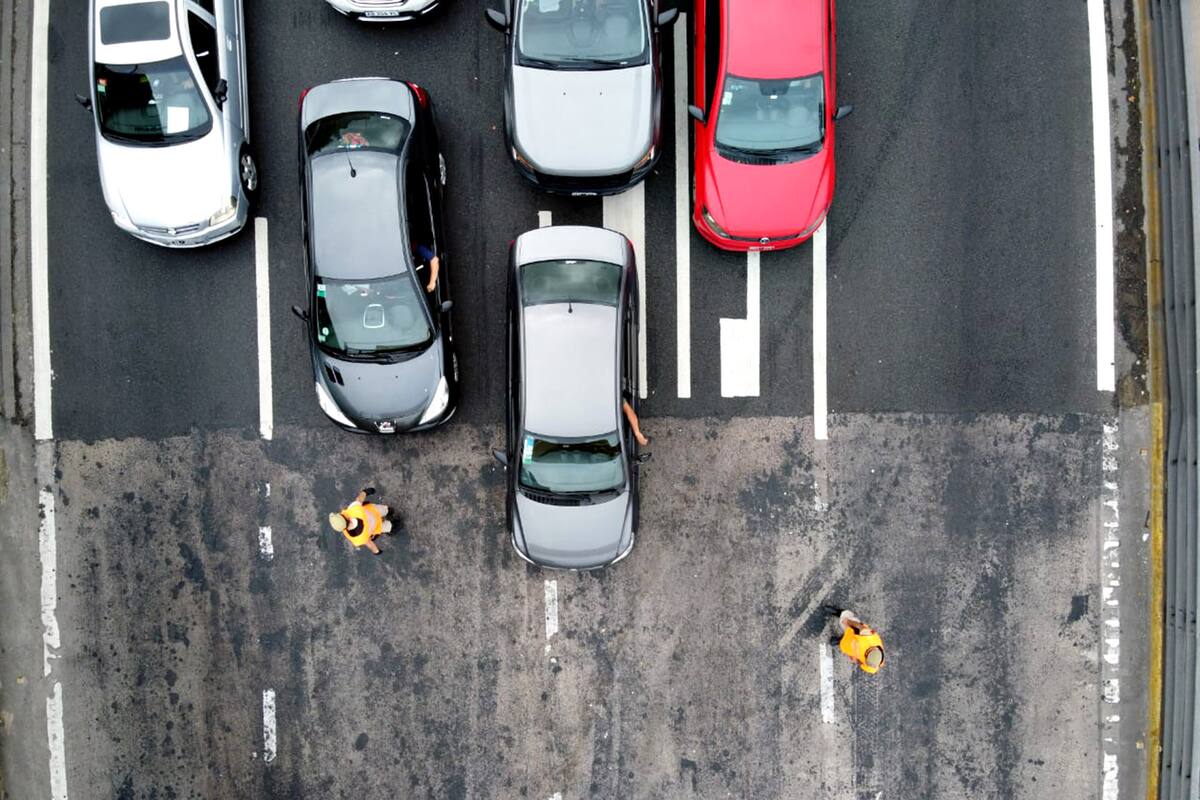 Retenes en el puente Pueyrredon