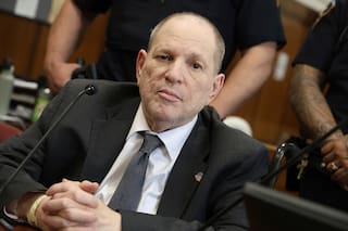 Retiran acusación contra Harvey Weinstein en caso de violación en EE. UU.