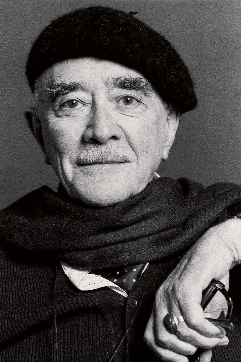 Retrato del escritor Manuel Mujica Lainez.