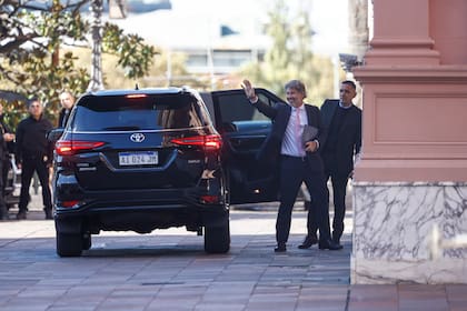 Reunión de gabinete. Mahiques