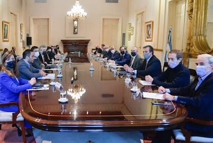 La reunión de gabinete de hoy, después de seis meses