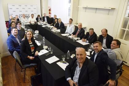 Reunión de Juntos por el Cambio