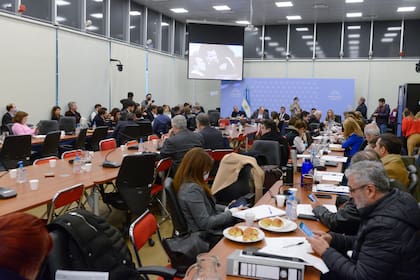 Reunión de la Comisión de Presupuesto y Hacienda de la Cámara de Diputados