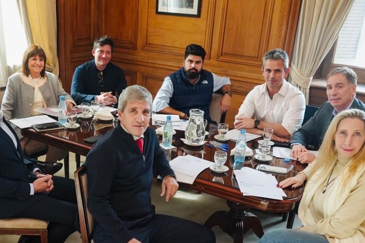 Reunión de mesa política en la Casa Rosada