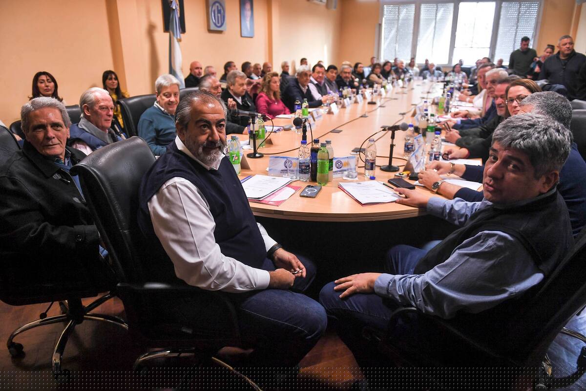 Reunión del consejo directivo de la CGT por los preparativos de la marcha del 17 de agosto