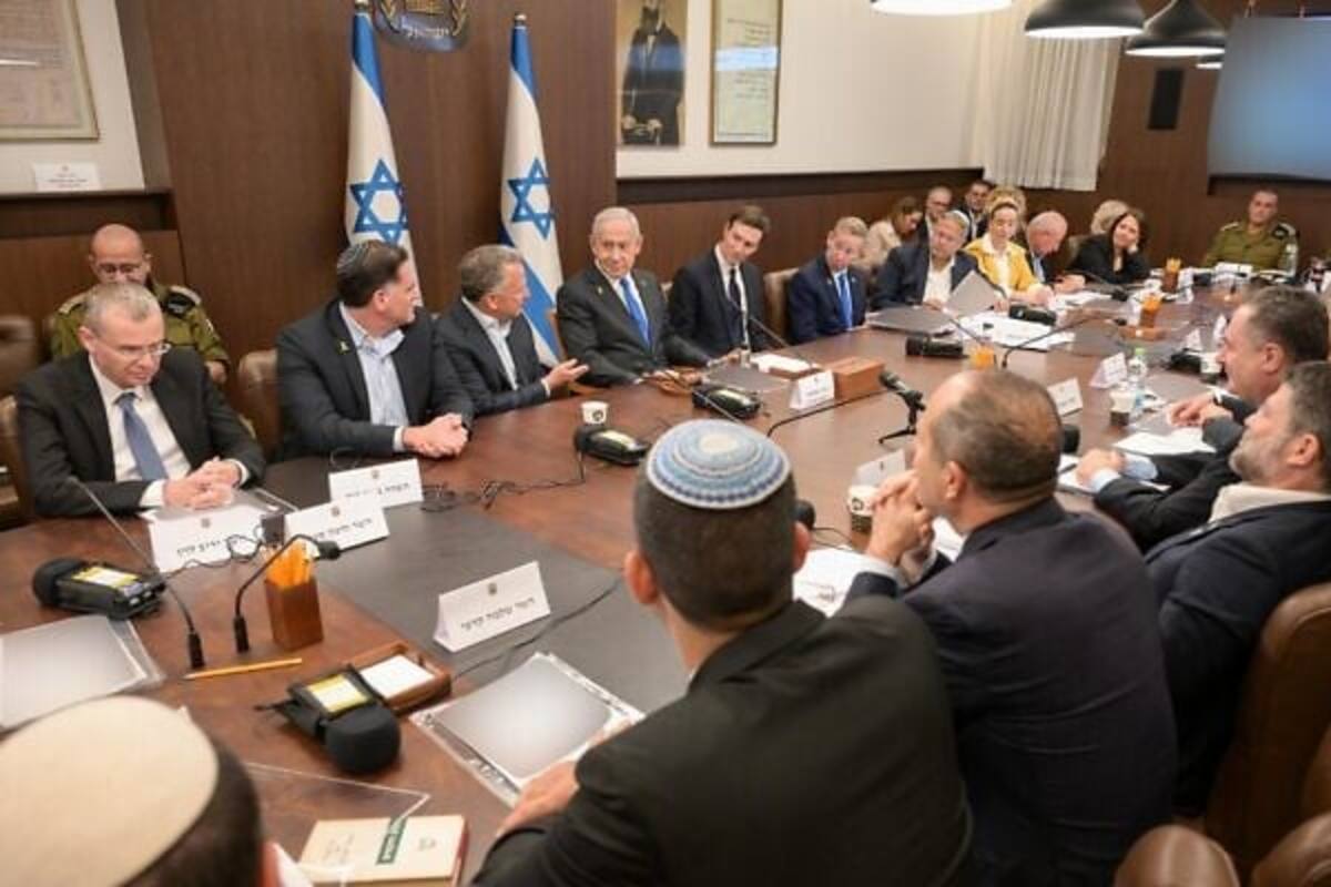 Reunión del gabinete israelí para aprobar el acuerdo con Hamas