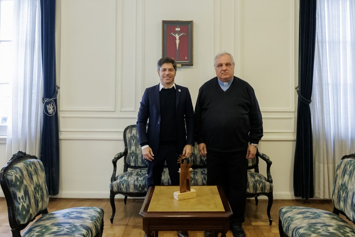 Reuniones de la Iglesia con el gobierno bonaerense.
Una es reunión de Kicillof con el arzobispo Marcelo Colombo. La otra es reunión de ministros con el arzobispo de Mercedes-Luján, monseñor Jorge Eduardo Scheinig.