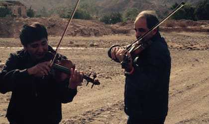 Revancha. De grande, Guillermo cumplió el sueño de tocar el violín.