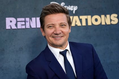 Revelan que Jeremy Renner “murió” por varios segundos tras accidente con una máquina de nieve