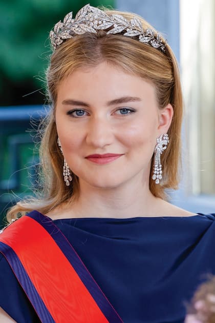 La princesa heredera, Elisabeth, con la tiara de laureles de Brabante, compuesta por 631 diamantes engastados en platino
