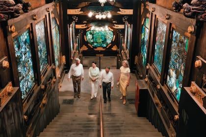 Parte del recorrido de los emperadores de Japón por la joya arquitectónica del país junto a los reyes Felipe y Matilde