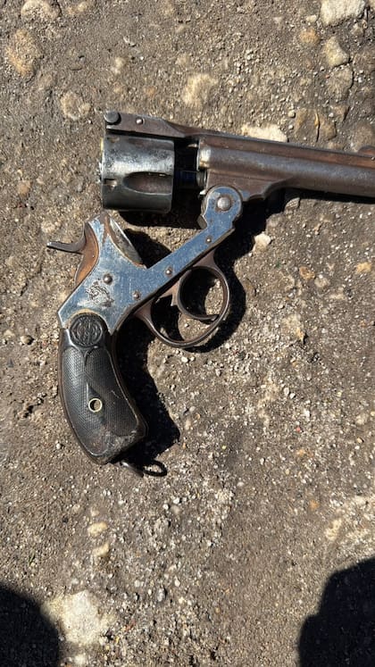 Revólver incautado por la policía