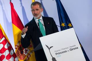 Rey Felipe. VÍDEO: Matute (EH Bildu) afirma que el rey, "heredero del franquismo" junto a PP y Vox, "no es bienvenido a Euskal Herria"