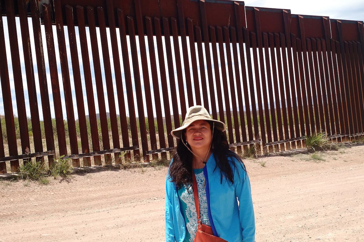 Reyna Grande, autora de La distancia entre nosotros