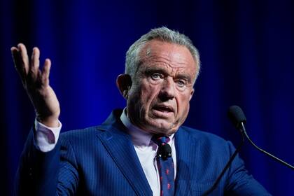 RFK Jr. relata adicción a heroína y despertar espiritual, insta a prevenir y fortalecer la comunidad