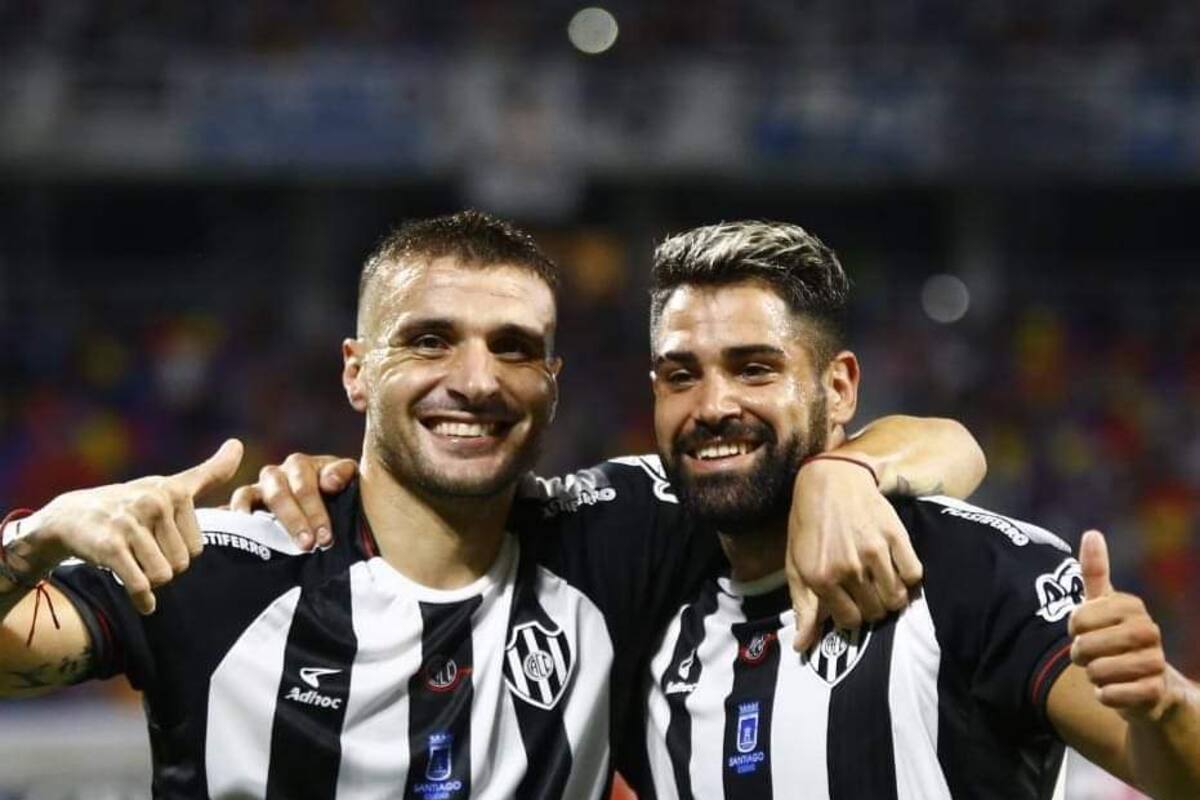 Ribas y Giménez, una sociedad de gol para Central Córdoba en el 5-0 a Arsenal