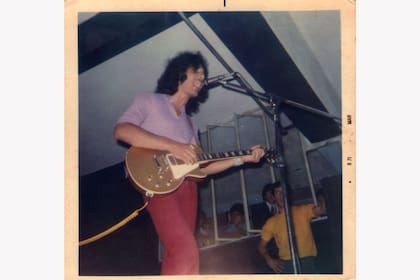 Ricardo Soulé en los años 70, con Vox Dei