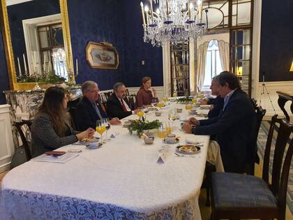 Ricardo Alfonsín y Gerardo Morales, en la sede de la Embajada argentina en España