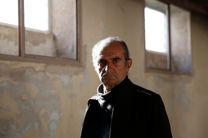 Ricardo "Serafín" Coquet, en el sótano donde fue torturado y vio el Mundial; las ventanas estaban tapiadas durante Argentina 78