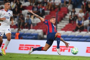 San Lorenzo y un triunfo por penales ante Nacional, en Uruguay, que confirma su cambio de cara