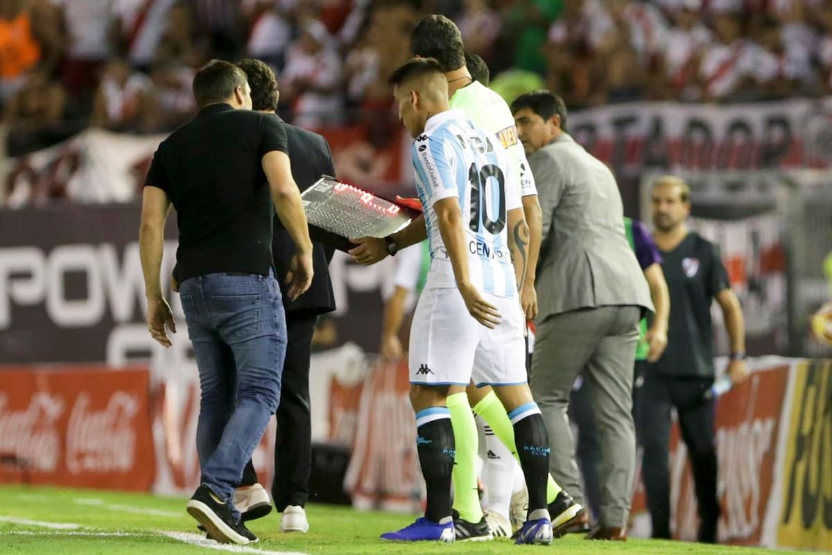 Ricardo Centurión recibió una sanción de Racing tras el incidente con Coudet