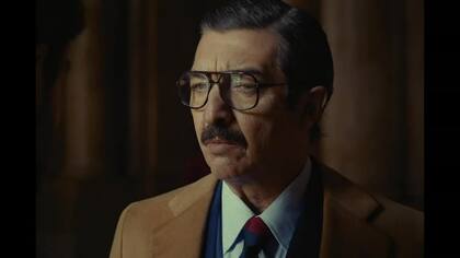 Ricardo Darín como Julio César Strassera en Argentina, 1985