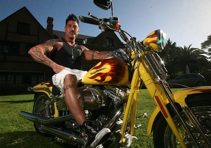 Ricardo Fort en la Navidad de 2009, entrevistado por LA NACION en su mansión del barrio de Los Troncos de Mar del Plata