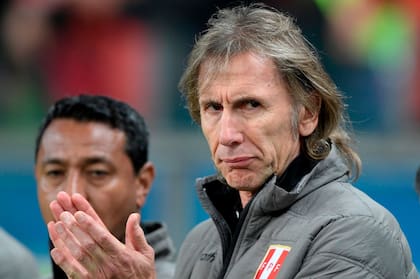 Gareca, durante su etapa como entrenador de Perú, al que llevó al Mundial 2018 después de 36 años