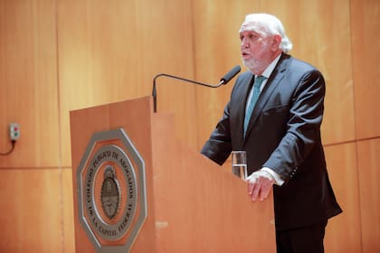 Ricardo Gil Lavedra asumió como nuevo presidente del Colegio Publico de Abogados de la Ciudad de Buenos Aires. Asistieron los jueces de la Corte Suprema Ricardo Lorenzetti y Juan Carlos Maqueda