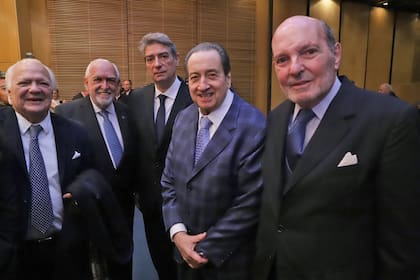 Guillermo Ledesma, Ricardo Gil Lavedra, Horacio Rosatti, Carlos Arslanian y Jorge Valerga Aráoz