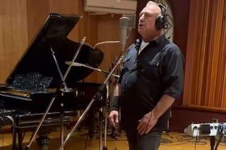 Ricardo Iorio cantó el Himno Nacional luego de ser reemplazado del partido de la Selección