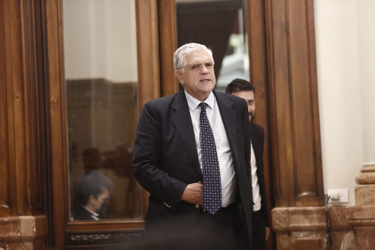 Ricardo López Murphy llamó "vergüenza colosal" a Santiago Cafiero